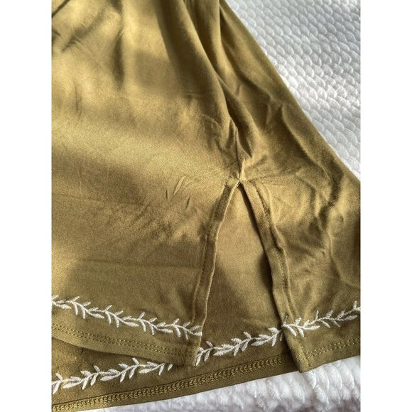 Women’s plus Size 1X blouse Philosophy olive Green embroidery on the front - Picture 9 of 12